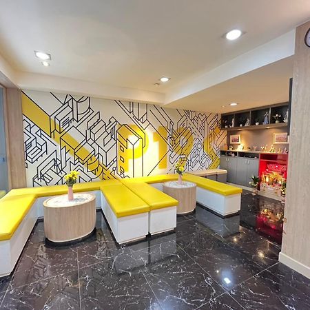 Pratunam19 Hotel Бангкок Екстер'єр фото