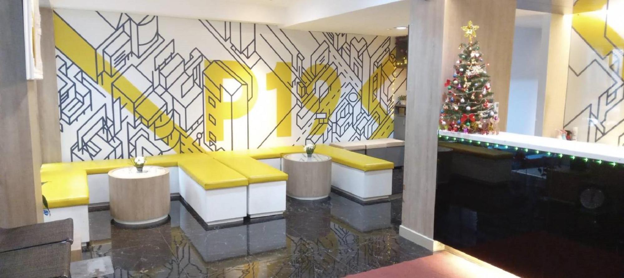 Pratunam19 Hotel Бангкок Екстер'єр фото