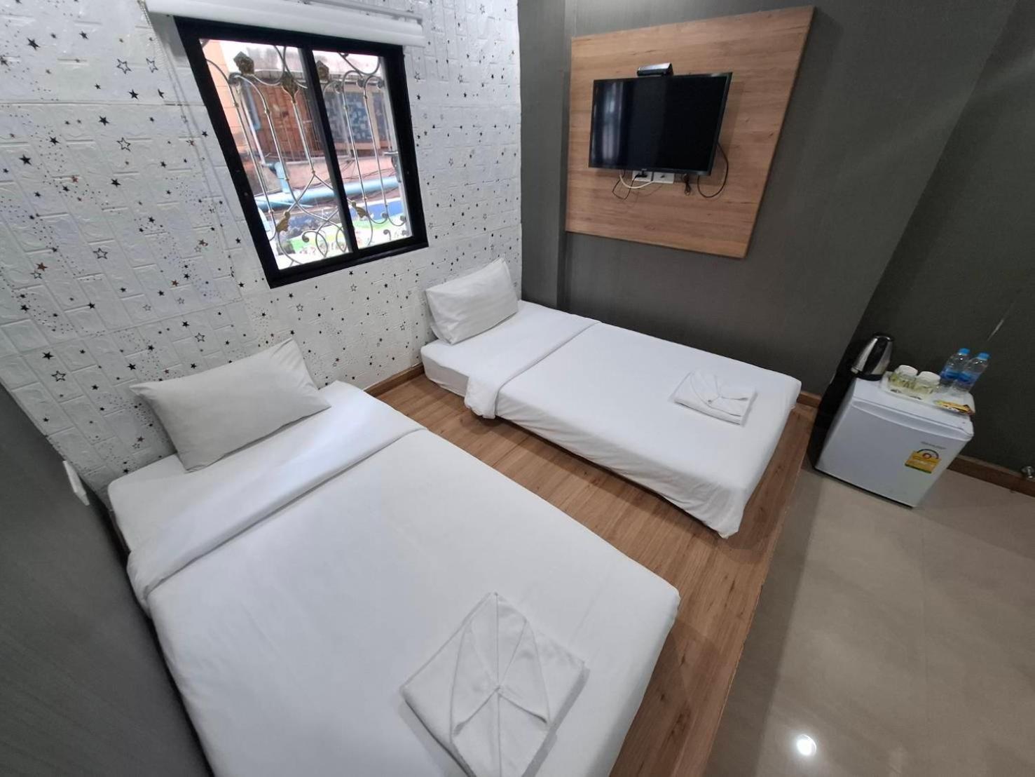 Pratunam19 Hotel Бангкок Екстер'єр фото