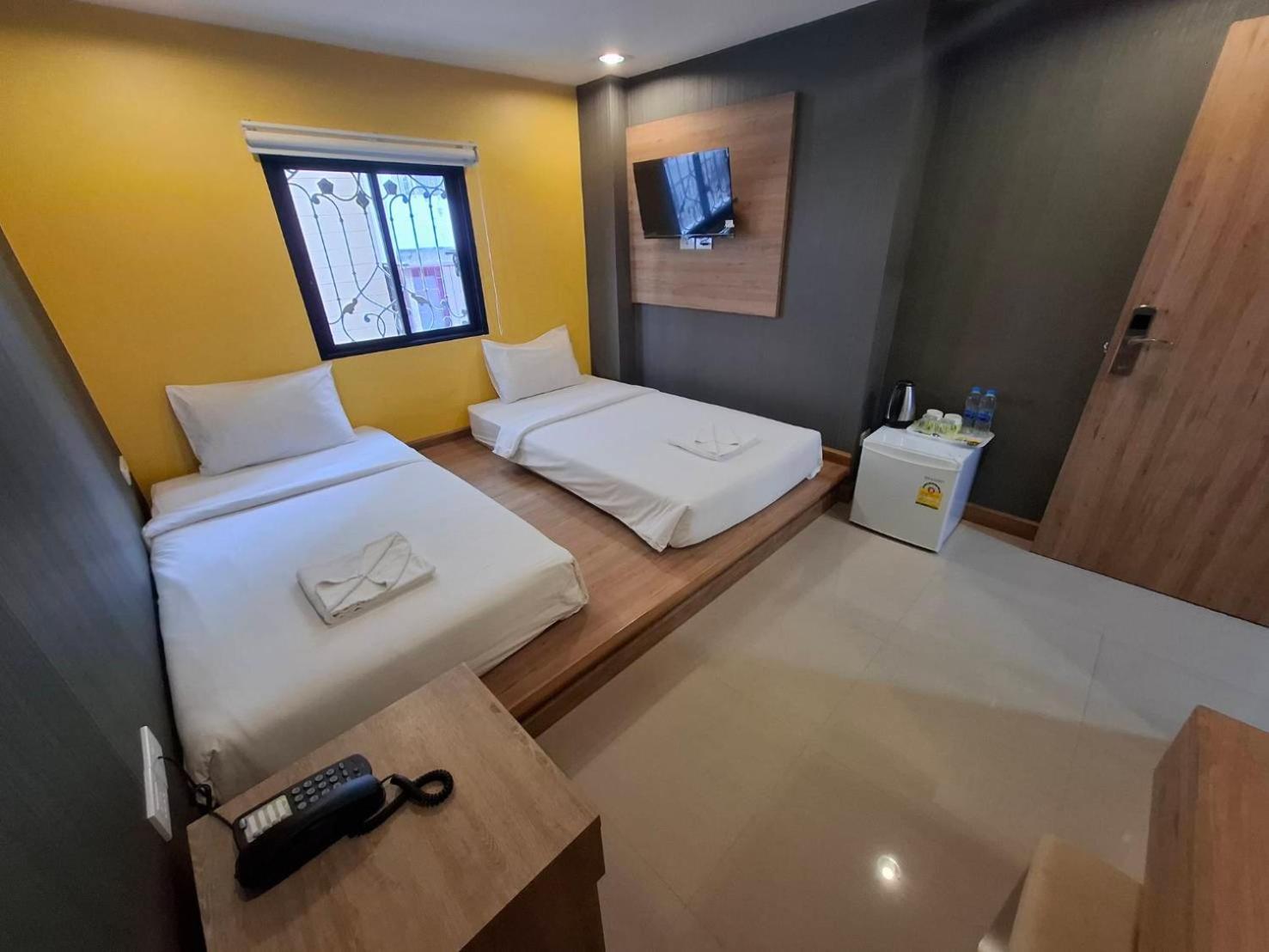 Pratunam19 Hotel Бангкок Екстер'єр фото