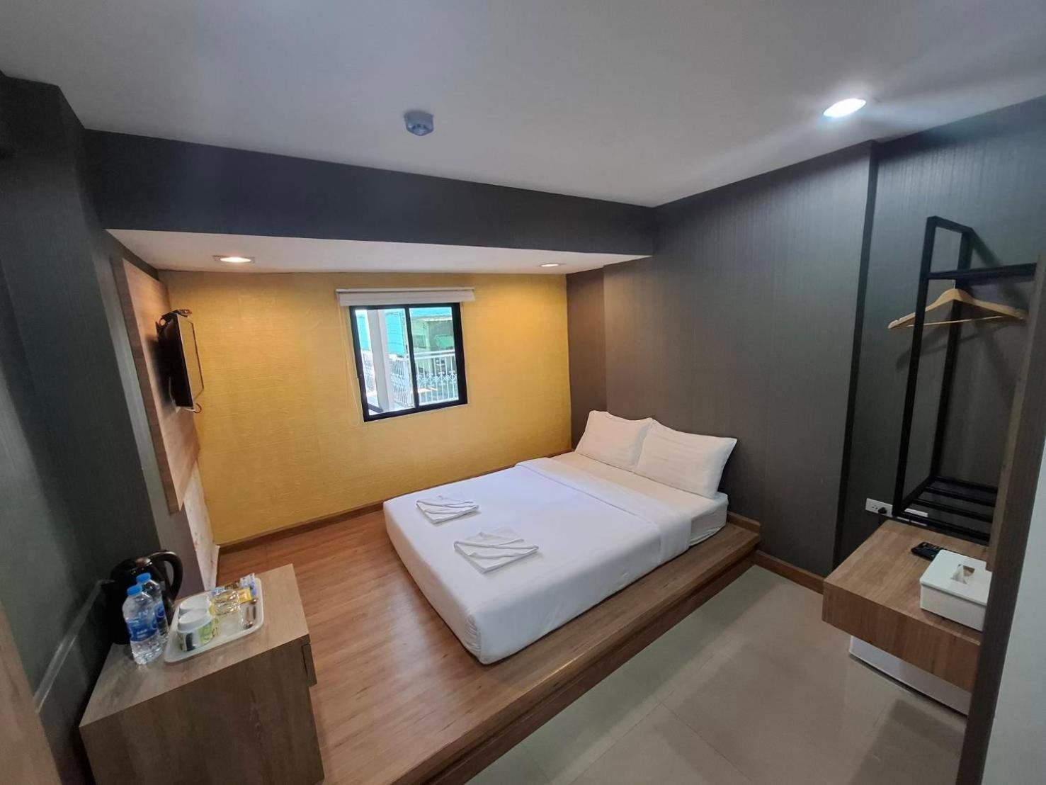 Pratunam19 Hotel Бангкок Екстер'єр фото
