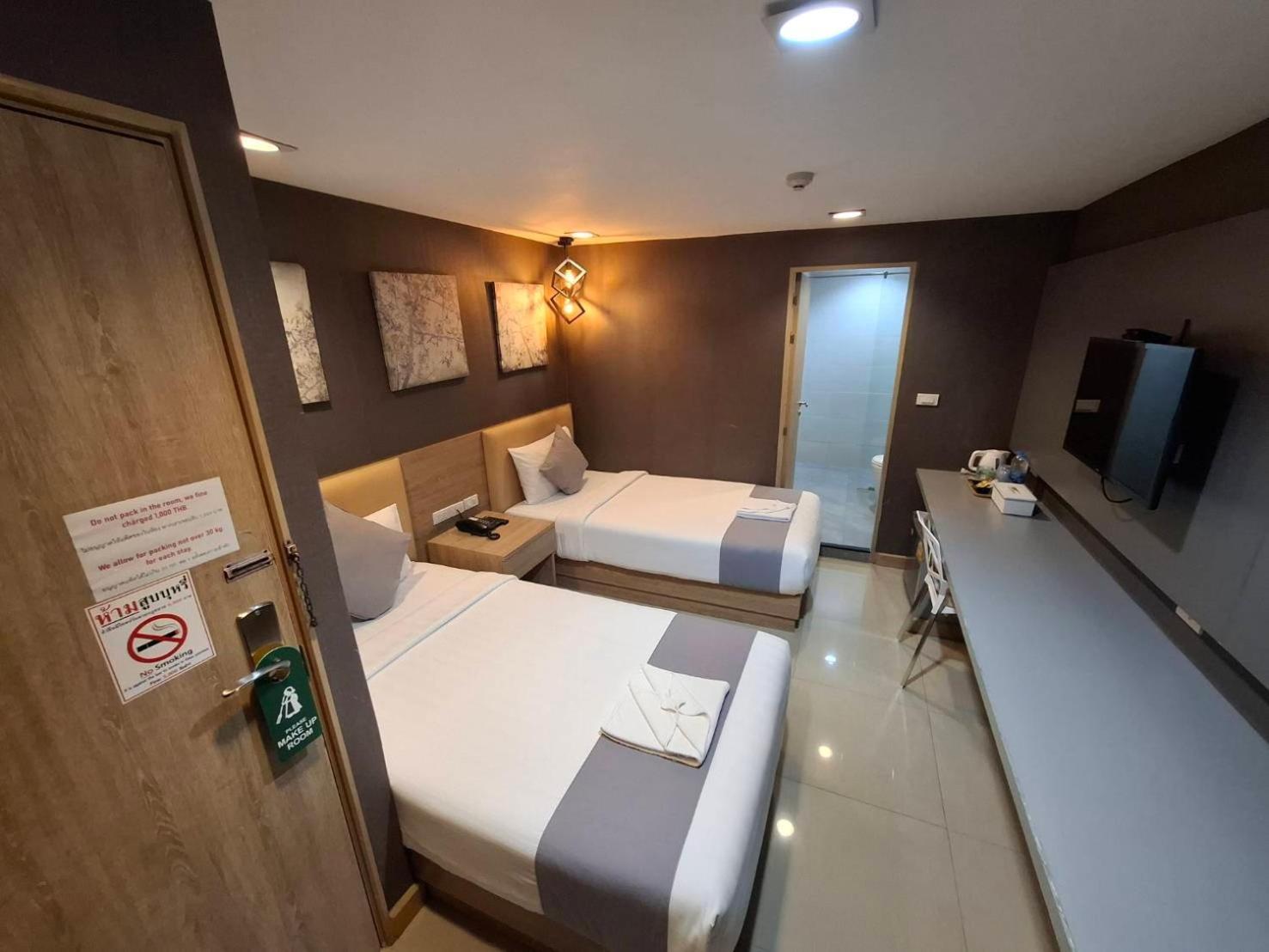 Pratunam19 Hotel Бангкок Екстер'єр фото